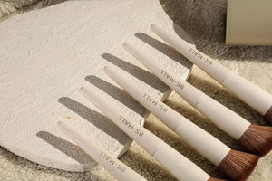 Matte Beige Makeup Brush Set (18-Piece): Professional, Cruelty-Free for Foundation, Blush & Eyeshadow, Ideal for Aussies - Glam Warehouse
