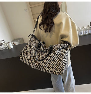 Black Stylish Geometric Pattern Travel Duffel Bag - Large Capacity Lightweight Weekender & Gym Bag - Glam Warehouse
