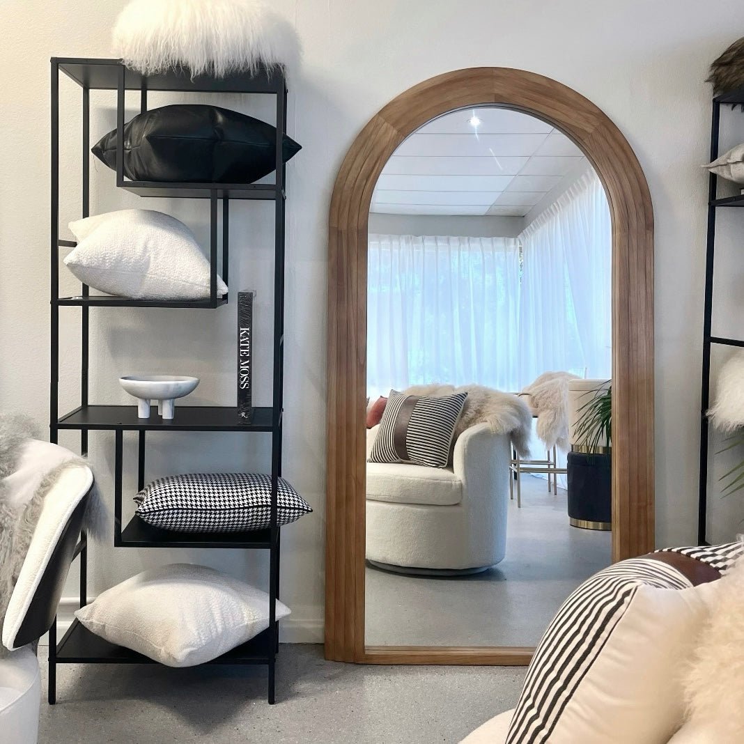 Interior Ave - Sierra Arched Step Mirror – Signature Sculptural Oak Wood Statement Piece - Glam Warehouse